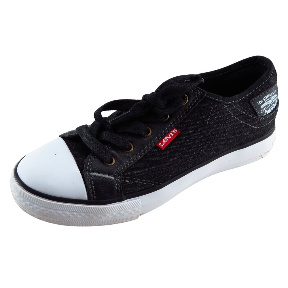 Levi's Boys' Casual Shoes Size 2 Black Fabric Low‎ Top Lightweight Sneaker `